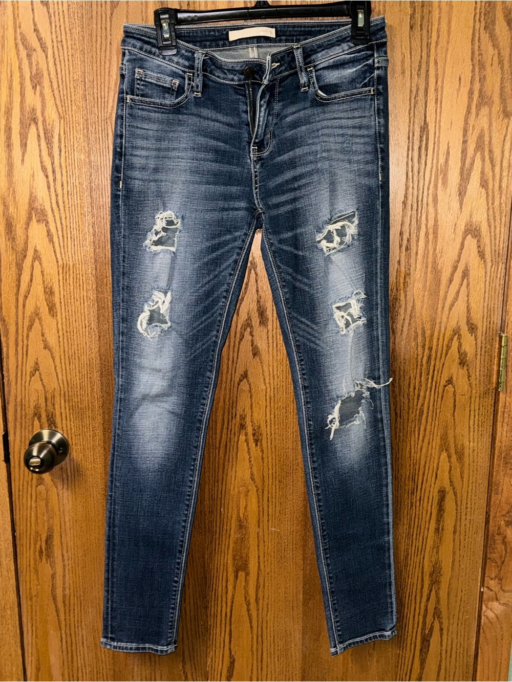 Daytrip Distressed Dark Wash Skinny Jeans